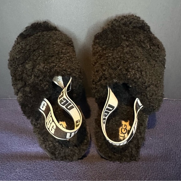 UGG Black Kids Slippers - Picture 3 of 5